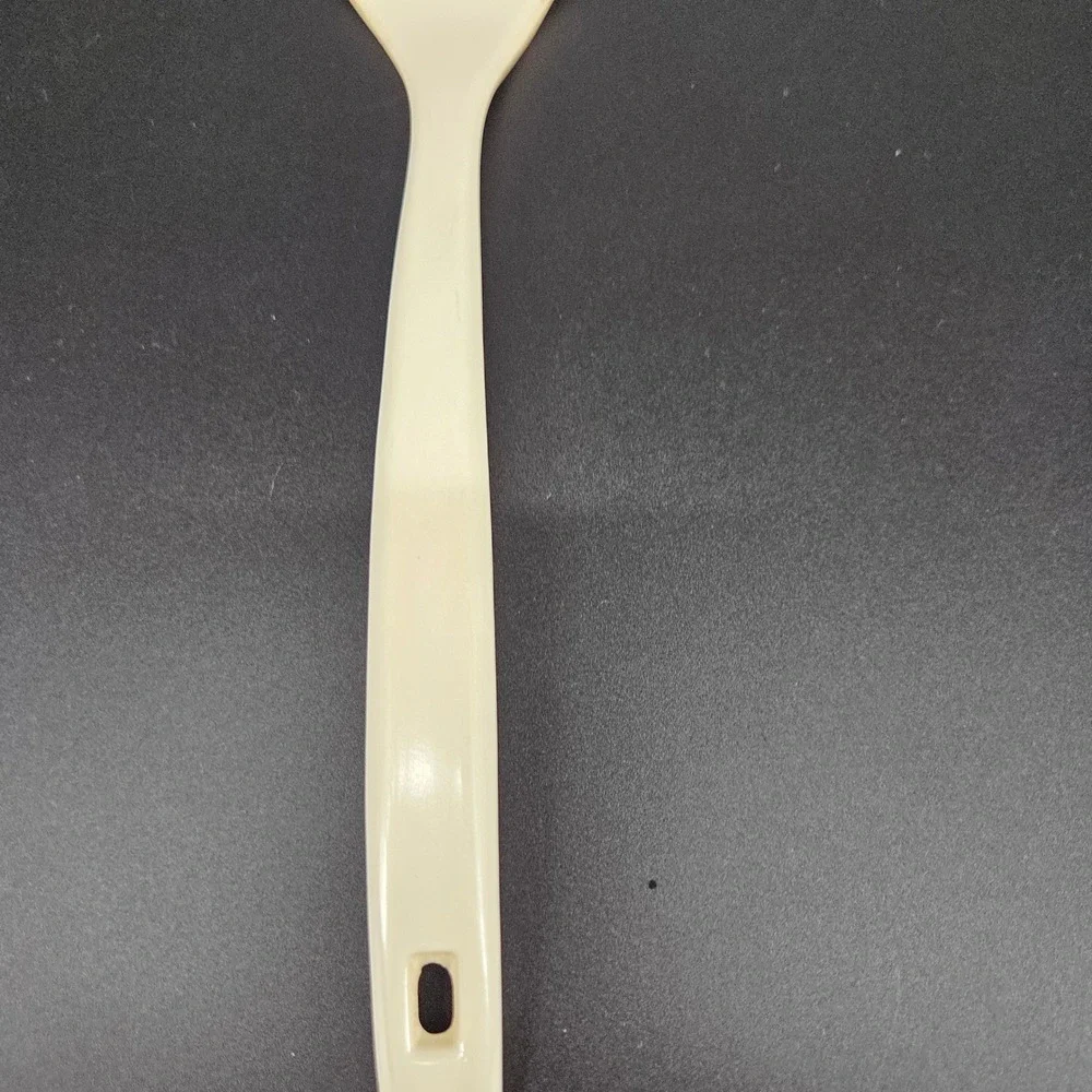 Vintage Melamine Spatula Turner Cream Off White Kitchen Utensil Taiwan CG-79